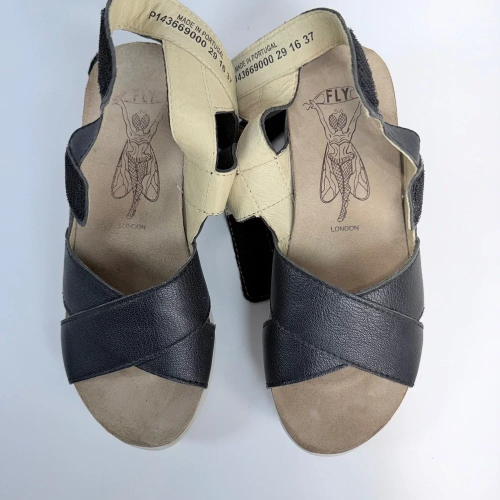Fly London Black Wege669Fly Leather Wedge Hook & Loop Platform Sandals Womens 37